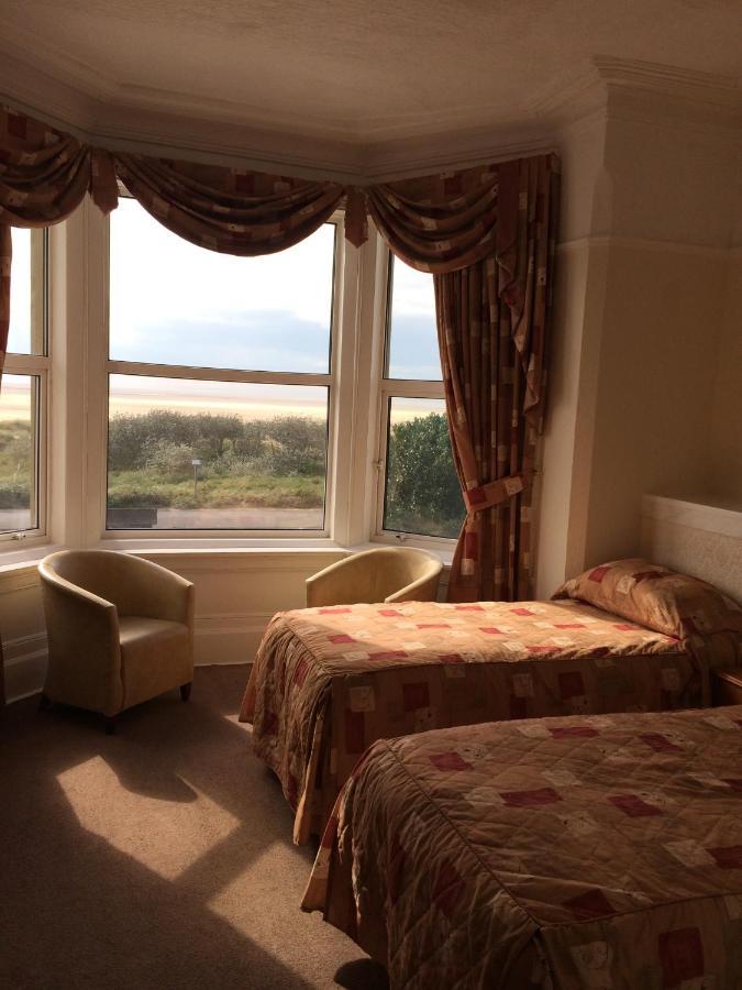 Monterey Beach Hotel Lytham St Annes Extérieur photo